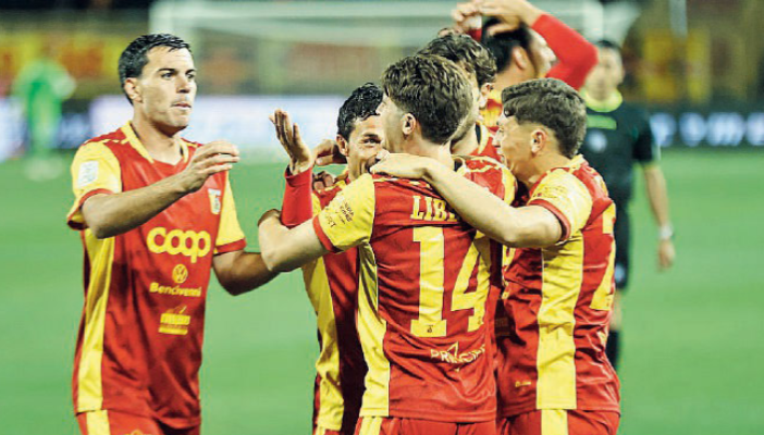 Gazzetta del Sud: “Catanzaro overwhelming, hat-trick against...