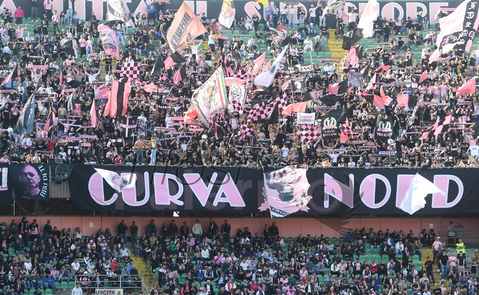 Palermo ultras disturb Catanzaro during the night: Daspo risk for 4