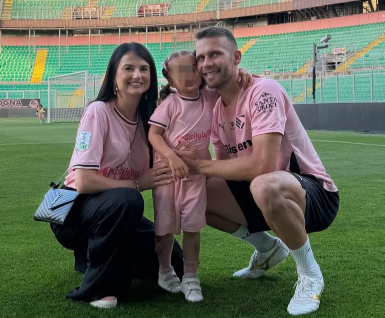 Blin, his wife's dedication: «Proud of you and your journey. You put...