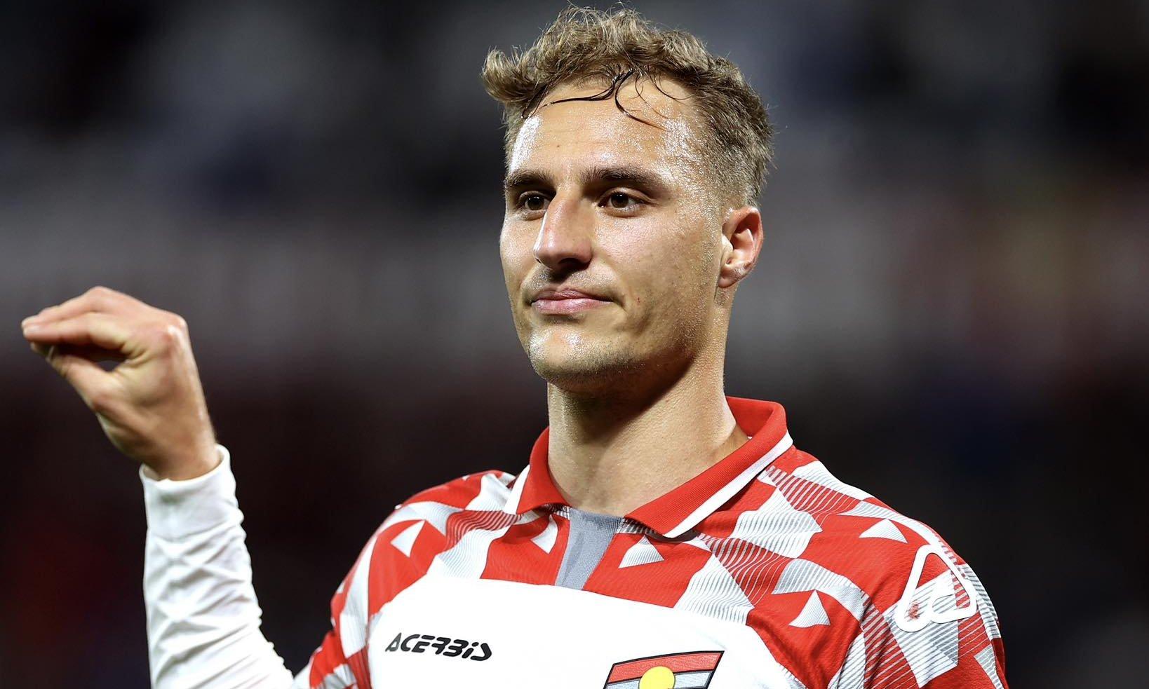 Palermo is also evaluating De Luca as deputy to Pohjanpalo