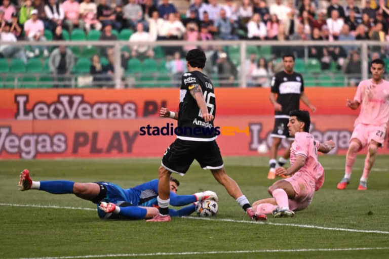 Klinsmann: "Jonathan risked his life. They couldn't help us in...