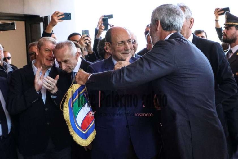 Sicily: “Barbera, Schifani replies on the controversy: «Strategic...