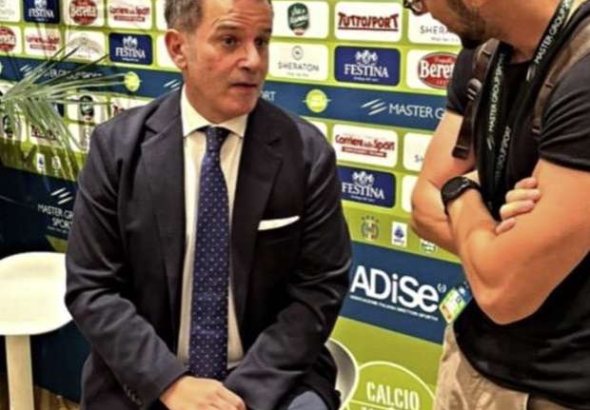 Pedullà: "Palermo, waiting for Luvumbo's yes. Cassandro is getting...