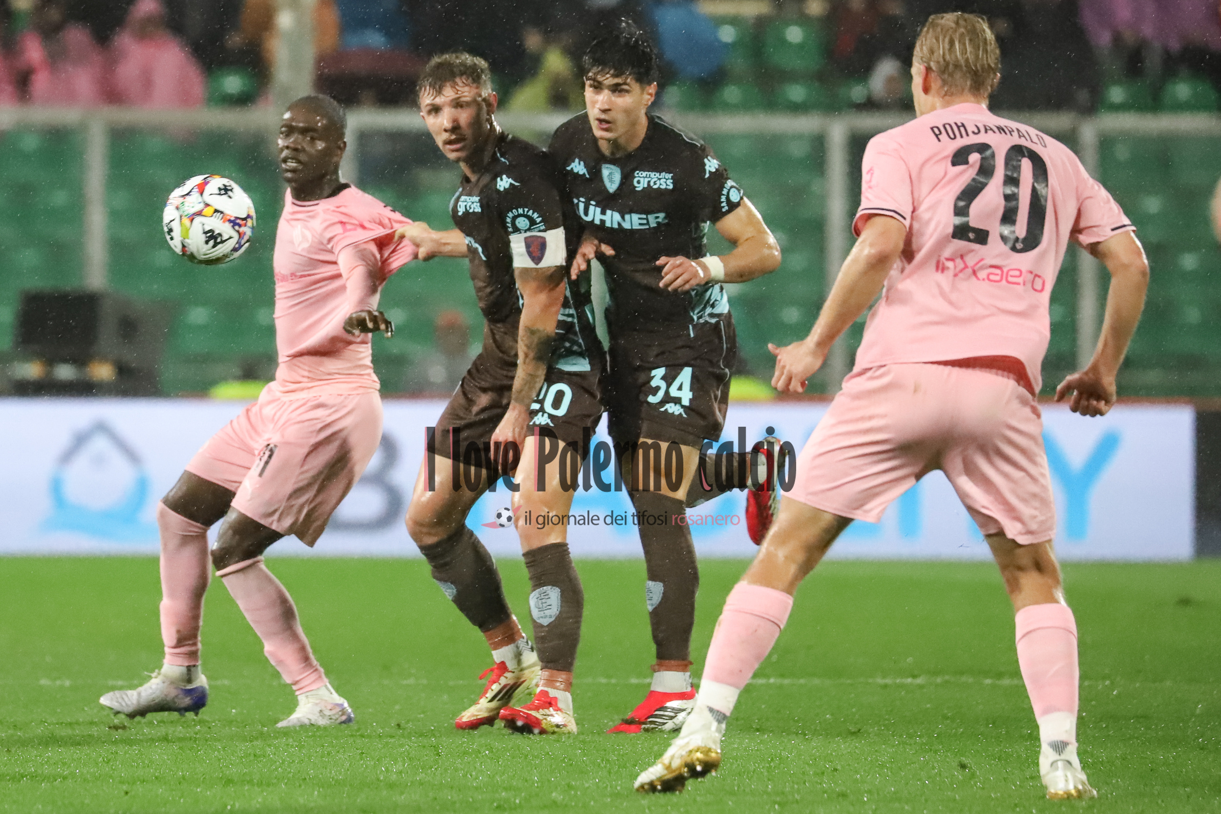 Giornale di Sicilia: "Palermo, defense is the priority. From...