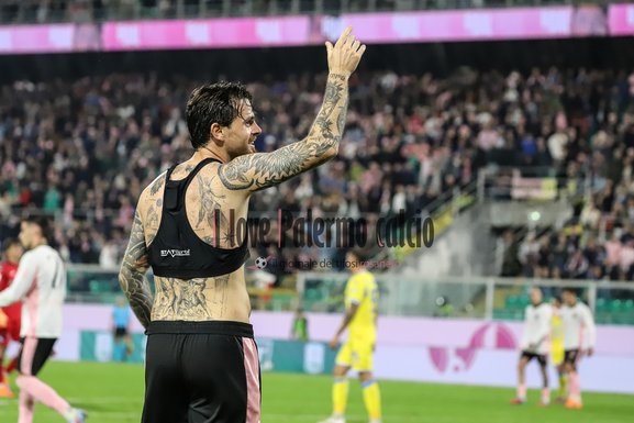 Repubblica: "Getting together to say goodbye. Brunori says goodbye to...