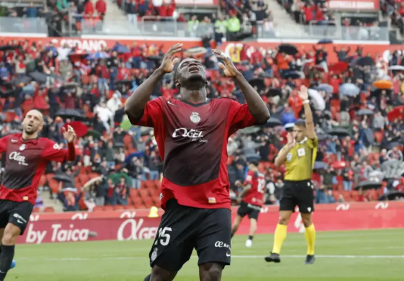 Palermo, Luvumbo finally fades away: the Angolan has chosen Mallorca
