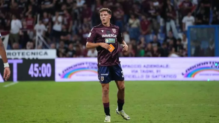 Andrea Bozzolan is a new Palermo player / OFFICIAL