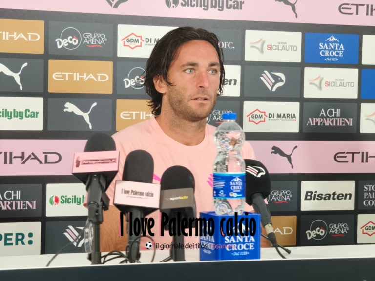 Palermo, Augello: «I prefer playing with four. Renewal? At the end of...