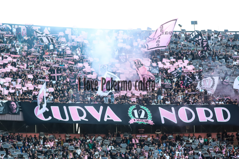 Repubblica: "Palermo, cap on season tickets. Only 17 thousand passes...