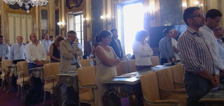 New Barbera, the Council rejects the amendment to keep the name...