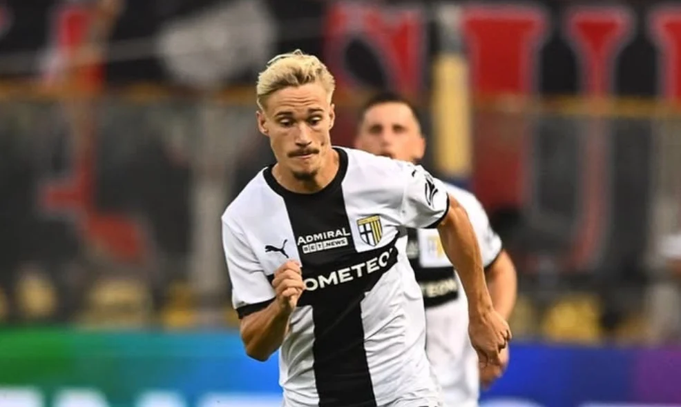 Palermo, Parma's Almqvist remains a target for the attack