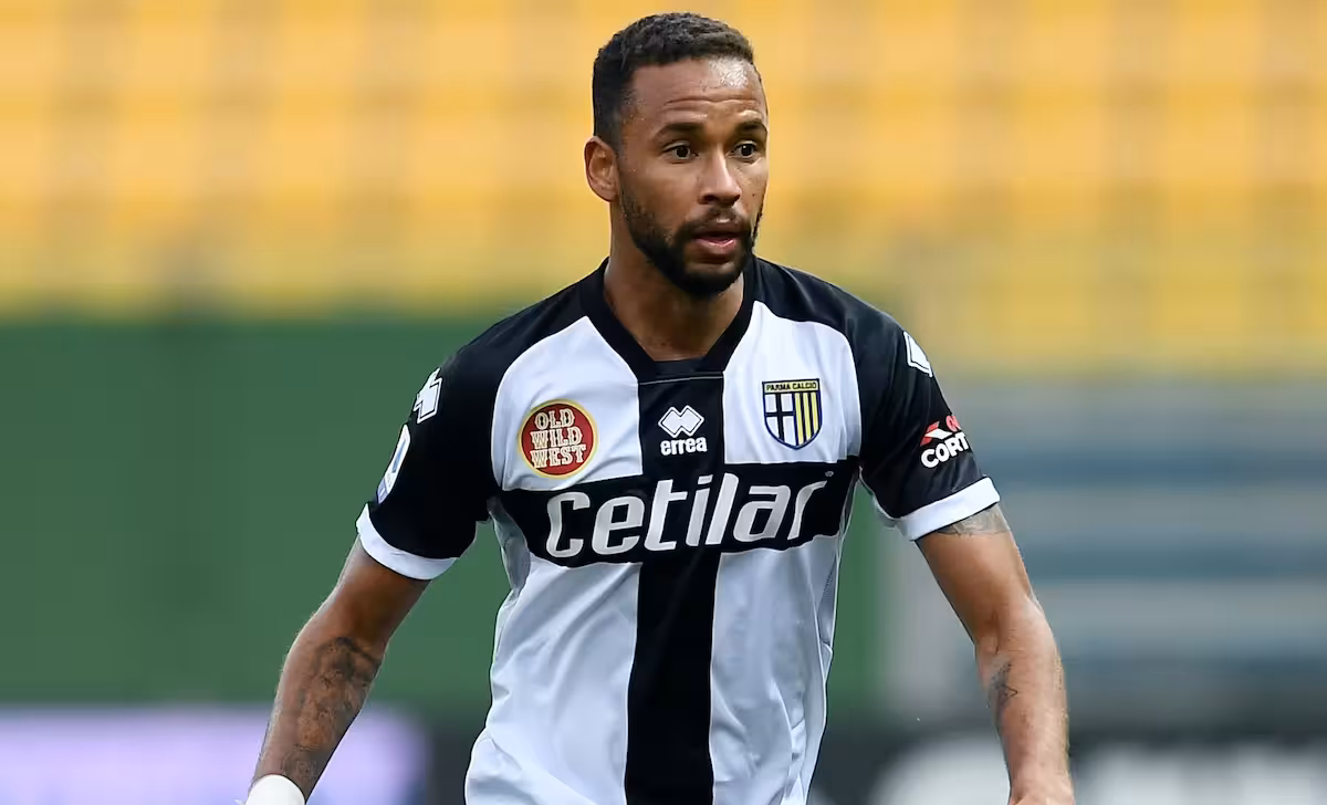 Giornale di Sicilia: "Palermo, it's Hernani's day. Compagnon is...