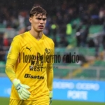 Palermo, Desplanches renews and goes on loan to Frosinone