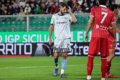 Gazzetta di Modena: “Palermo retreats for Azzi: Modena tries to...