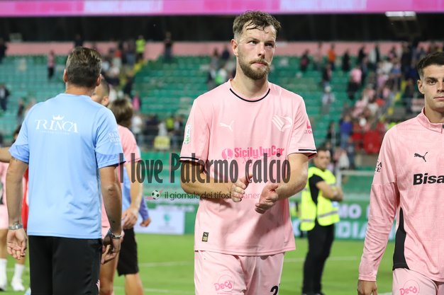 Giornale di Sicilia: "Palermo, Kamate remains standing. Le...
