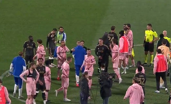 Palermo knocked out against Juventus: the Bianconeri won 2-0