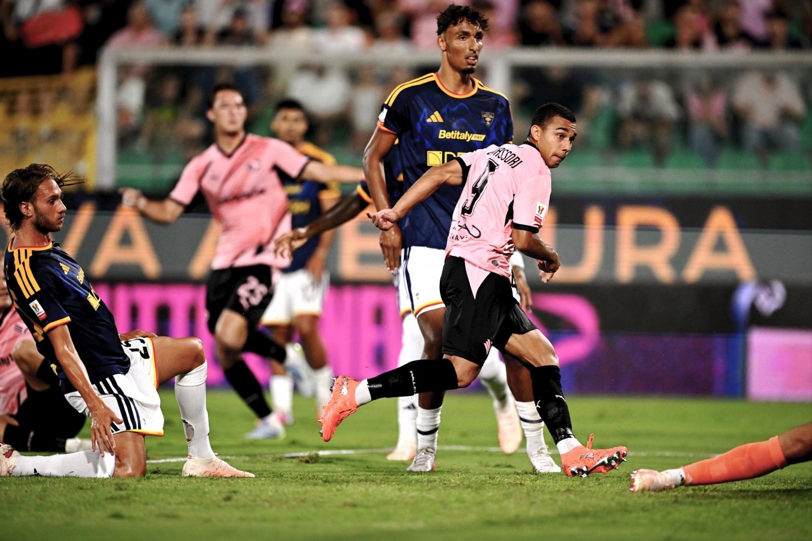 Palermo-Lecce 2-0: squad go through, Vavassori and Pohjanpalo score