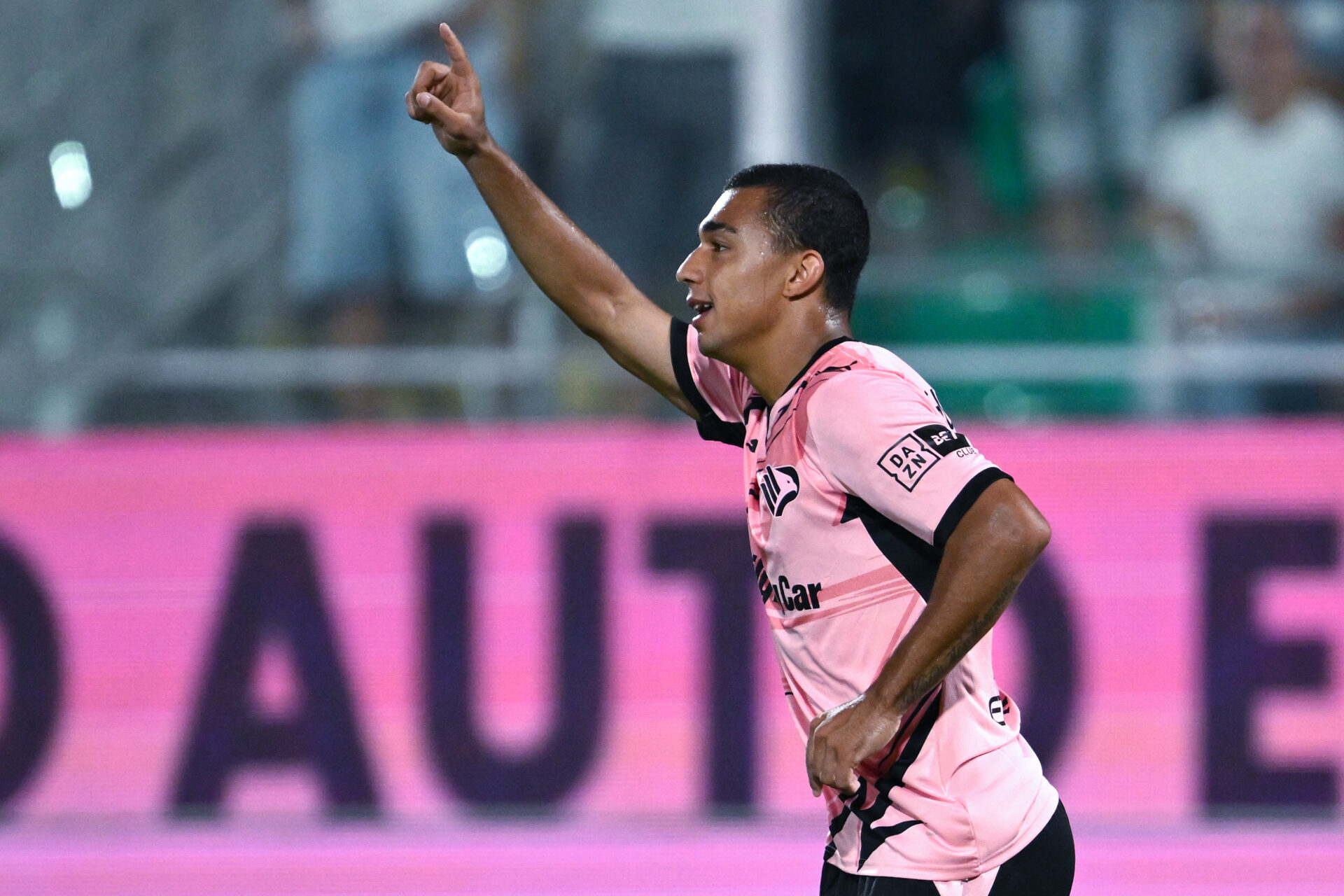 Italian Cup: an excellent Palermo defeats Lecce, now Mantua in the...