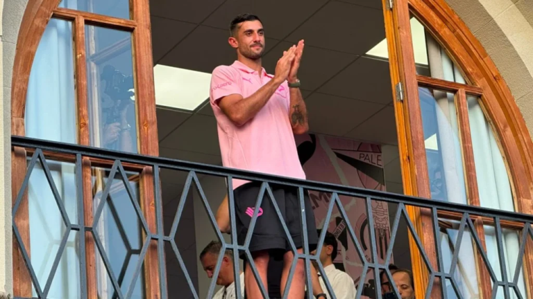 Perin, what a welcome! Palermo embraces its new goalkeeper / PHOTO –...