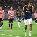 Puglia newspaper: "Lecce, bad evening at the Barbera: Palermo goes...