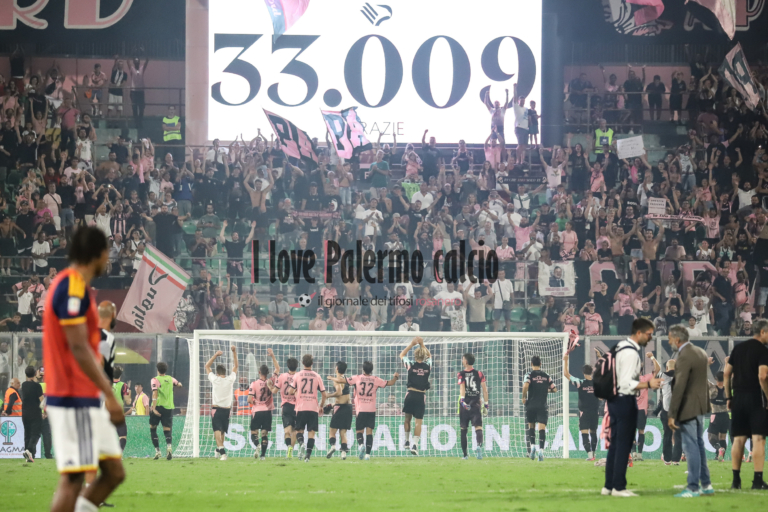 Palermo, the Curva Nord sounds the charge: "We are ready! Let's push...