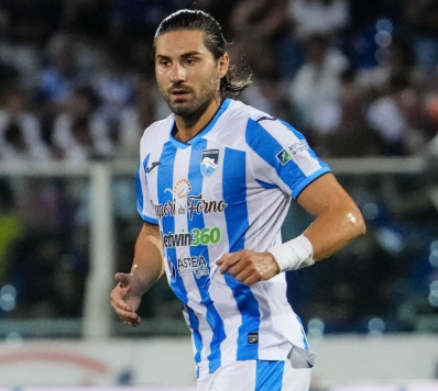 Repubblica: “Palermo, Strefezza completes the Overs: now the market...