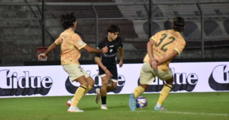 Gazzetta dello Sport: "Arezzo-Palermo 2-3, the report