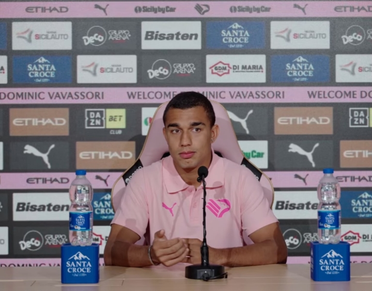 Vavassori: "Scoring goals in front of these people is incredible. I...