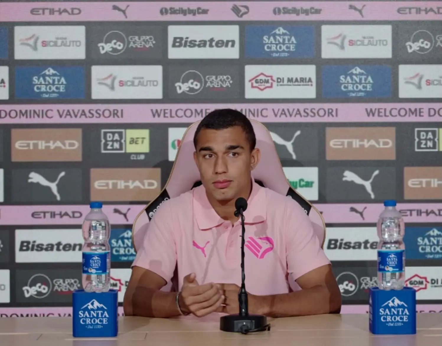 Vavassori: "Scoring goals in front of these people is incredible. I...