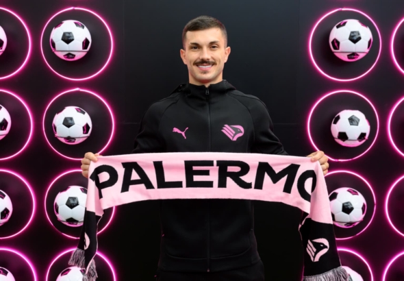 Strefezza introduces himself: «Palermo is a Serie A place, I will...
