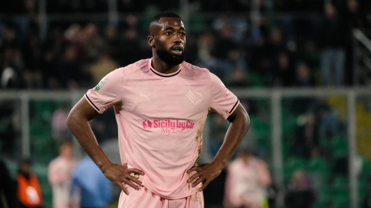 OFFICIAL: Palermo, Diakité at SV Zulte Waregem