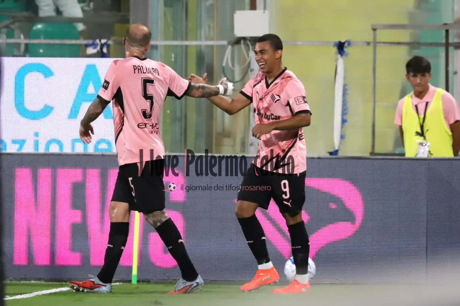 Italian Cup, Palermo ahead 2-0 over Lecce at half-time: Vavassori and...