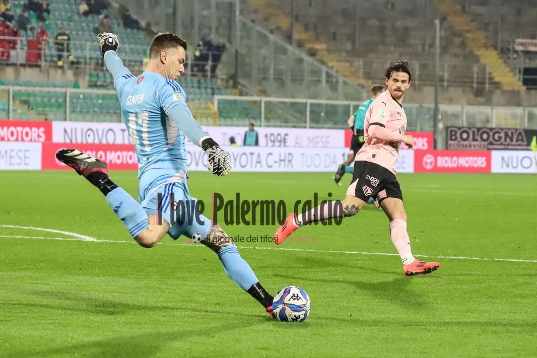 Giornale di Sicilia: "Palermo, Joronen tile. Perin and Semper at the...