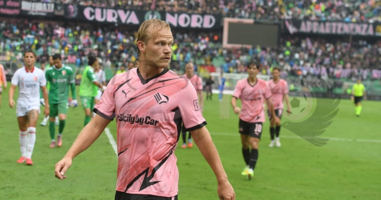 "Felice for the triplet, a special night." And in Palermo