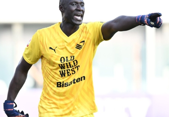 Ex Palermo, Gomis departs from Serie C: official his