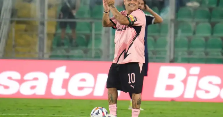 Palermo, night amarcord at Barbera: 15 thousand spectators