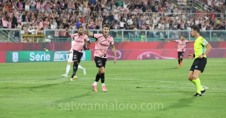 Palermo-Padova, le pagelle: Unstoppable travers, Johnsen