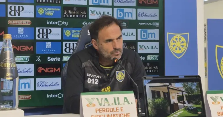 Carrarese, surprise bench against Palermo