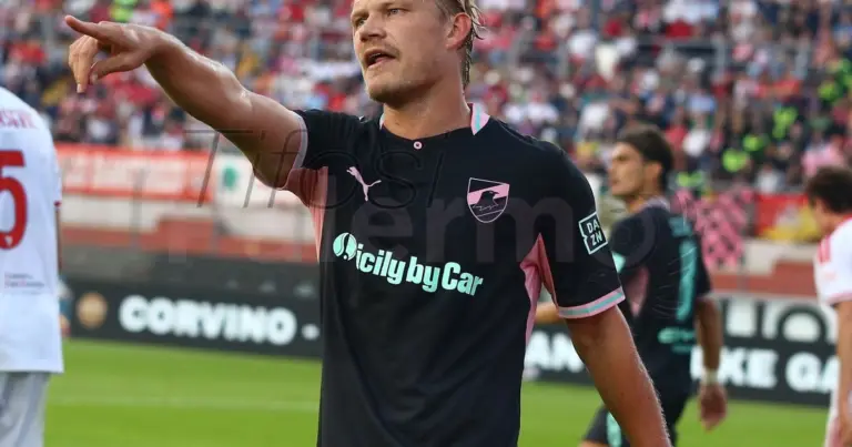 Palermo, with "Pinkers" in palio some jerseys of